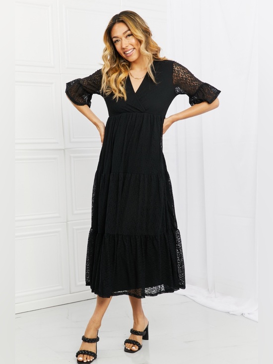 P & Rose Dresses & Skirts - P & Rose Lovely Lace Full Size Tiered Dress